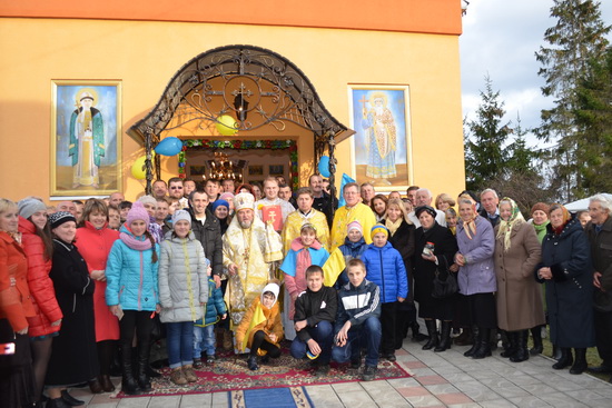 На Тернопільщині освячено новий храм УГКЦ.(ФОТО)